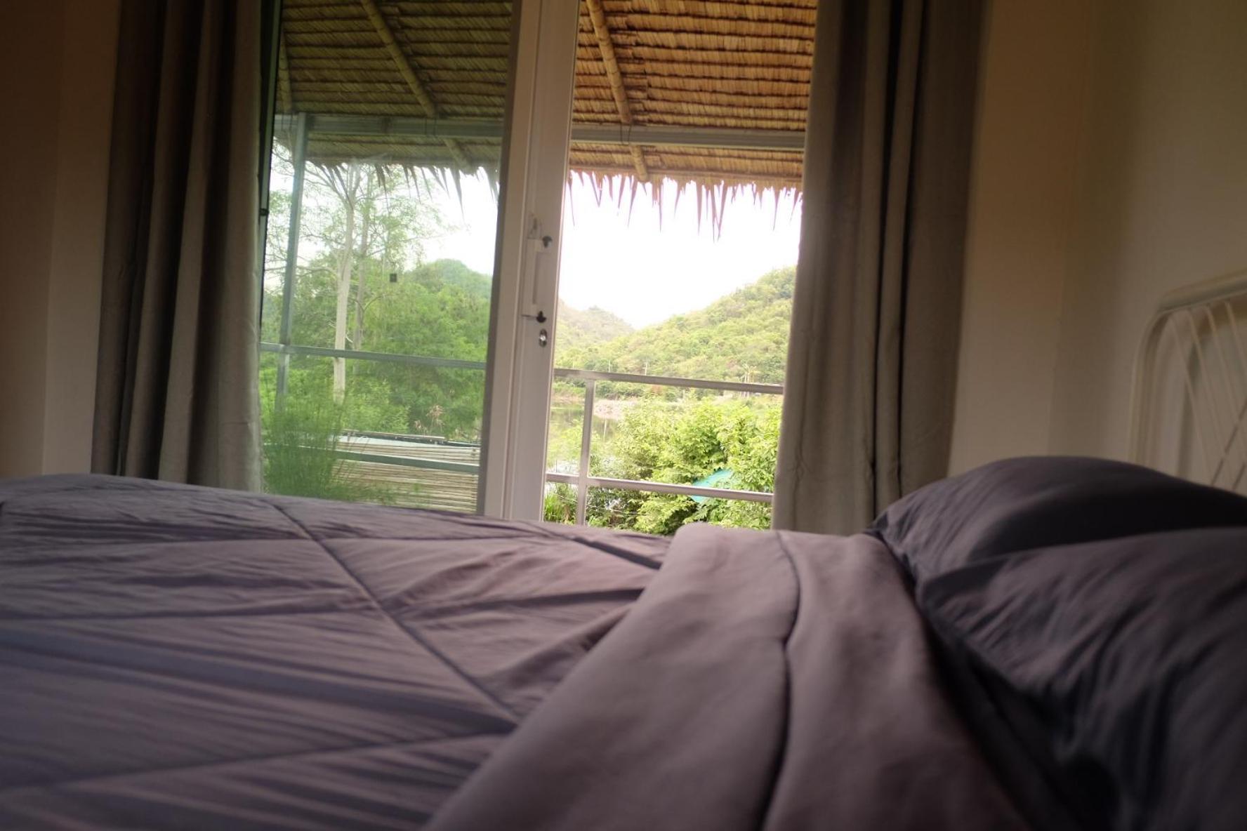 Вілла Royal Mountain View Ratchaburi Номер фото